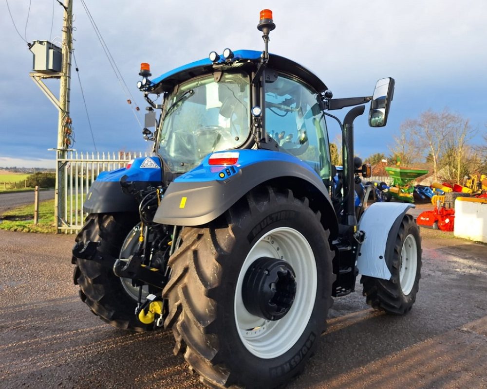 NH TRACTOR T5.140 DC NEW HOLLAND TRACTOR