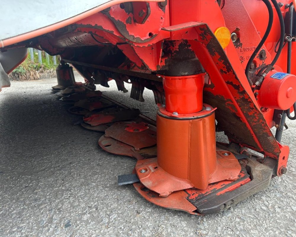 KUHN FC3125 D KUHN FRONT MOWER