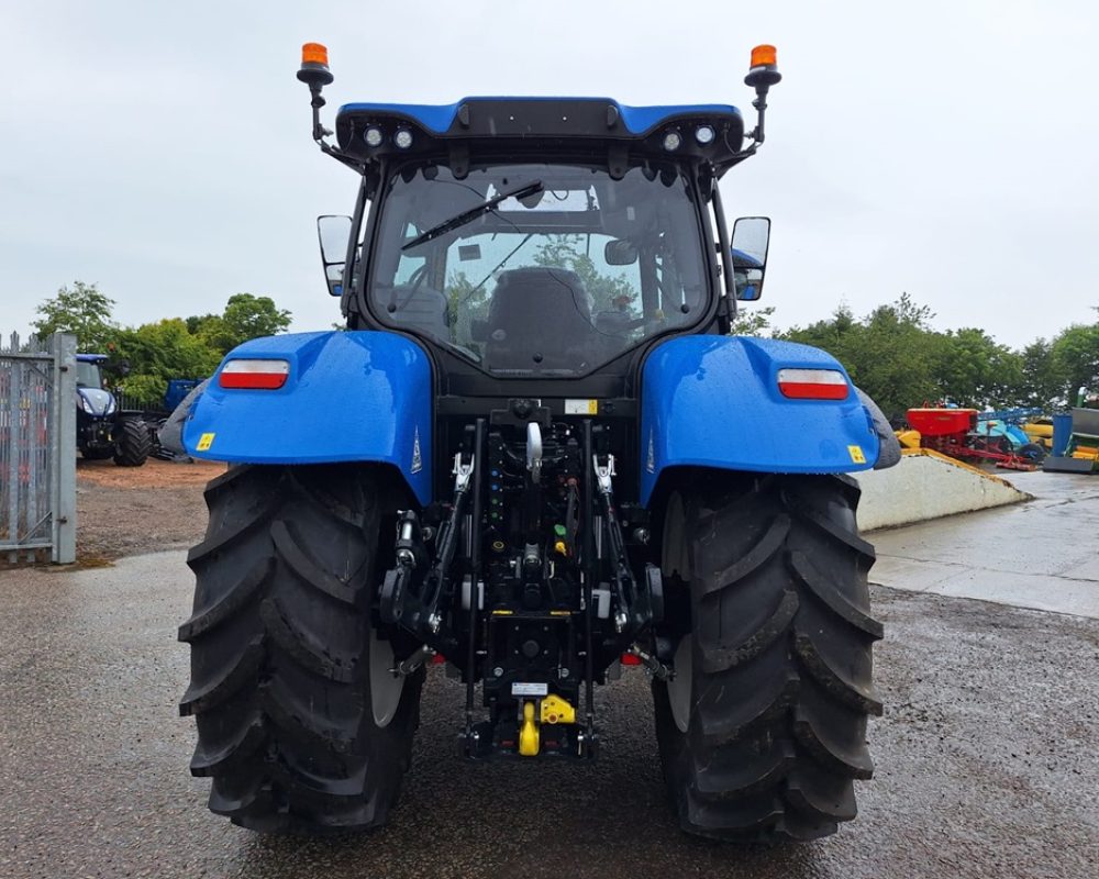 NH TRACTOR T6.180 EC NEW HOLLAND TRACTOR