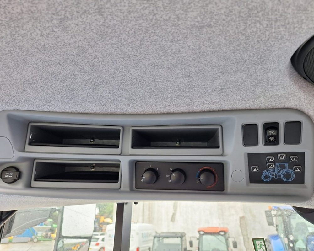 NH TRACTOR T6.180 EC NEW HOLLAND TRACTOR