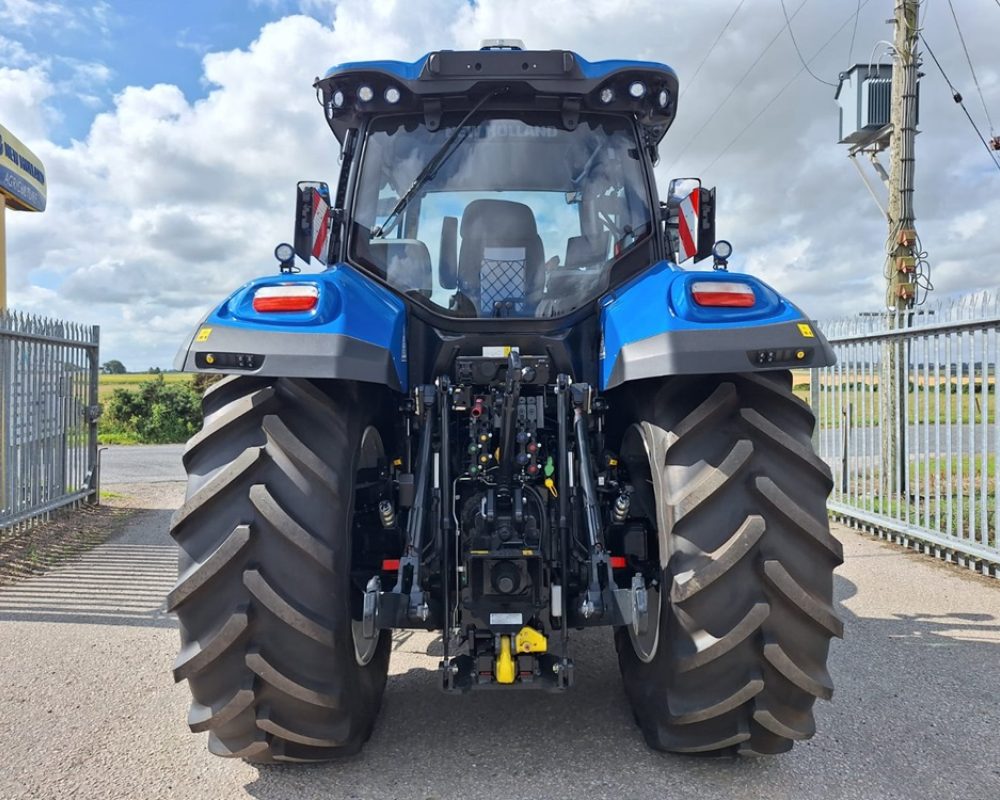 NH TRACTOR T7.270 AC NEW HOLLAND TRACTOR