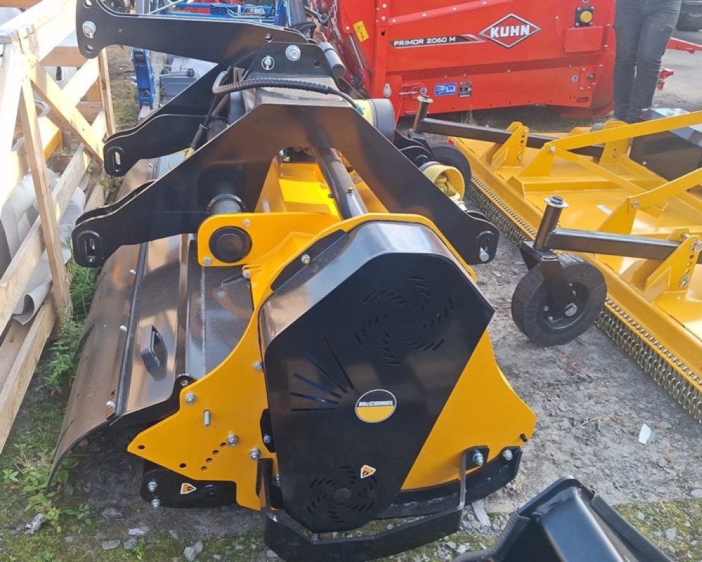 McCONNEL PROFI MEGA MCCONNEL 300 MOWER