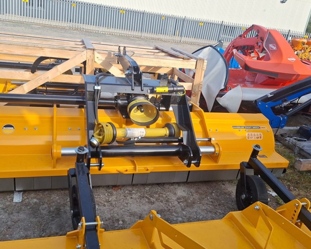 McCONNEL PROFI MEGA MCCONNEL 300 MOWER