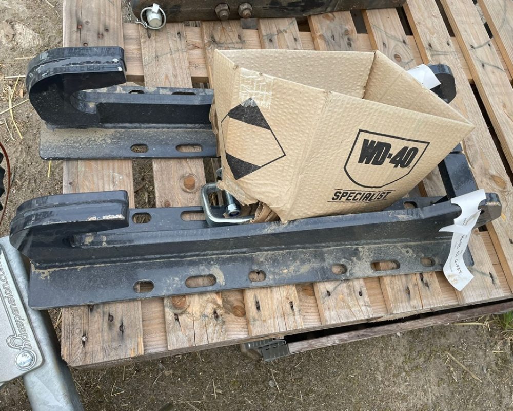 MISCELLANEOUS IDBB100-JCB PRODIG BRACKET