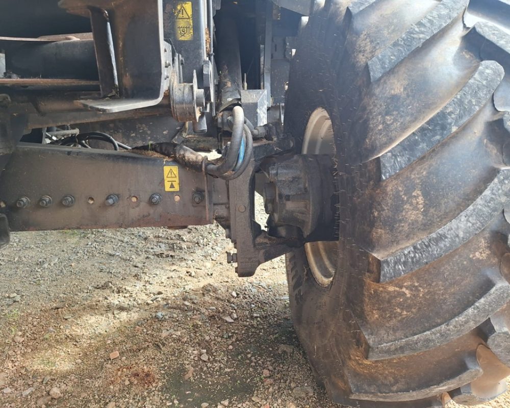 NH HARVESTER CR9070 NEW HOLLAND COMBINE