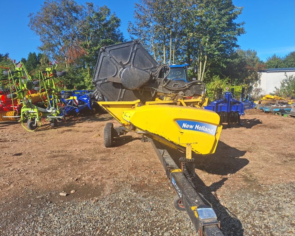 NH HARVESTER CR9070 NEW HOLLAND COMBINE