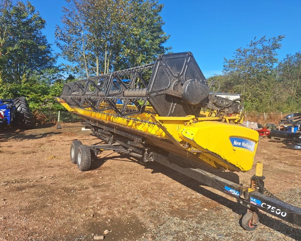 NH HARVESTER CR9070 NEW HOLLAND COMBINE