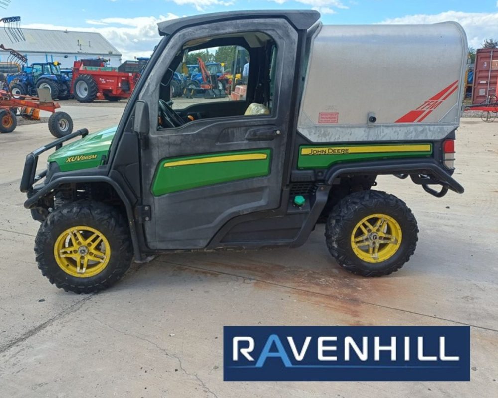 JOHN DEERE GATOR XUV865M JOHN DEERE