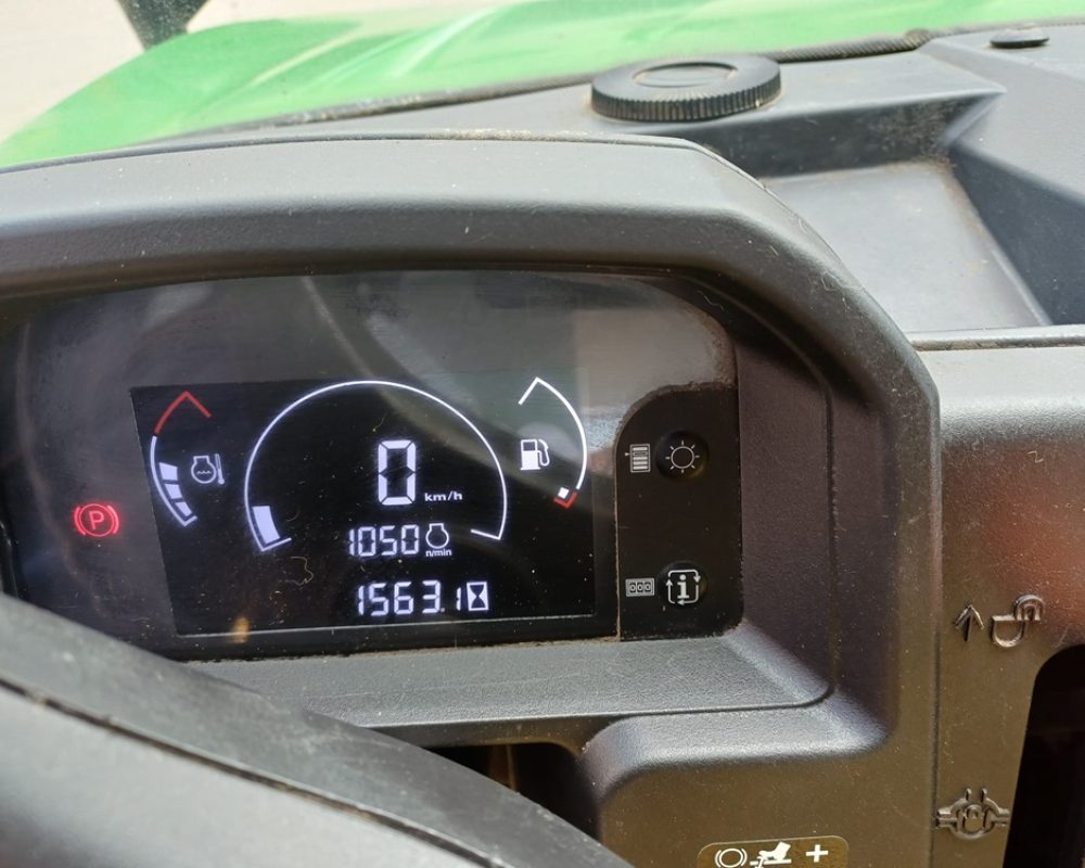 JOHN DEERE GATOR XUV865M JOHN DEERE