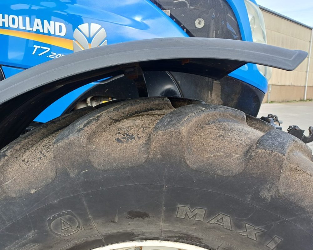 NH TRACTOR T7.245 PC NEW HOLLAND TRACTOR