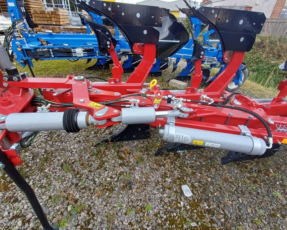 OVERUM AGROLUX HRWT5 AGROLUX PLOUGH DEMO