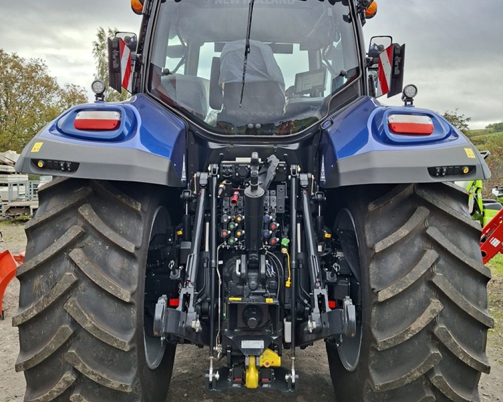 NH TRACTOR T7.270 AC NEW HOLLAND TRACTOR