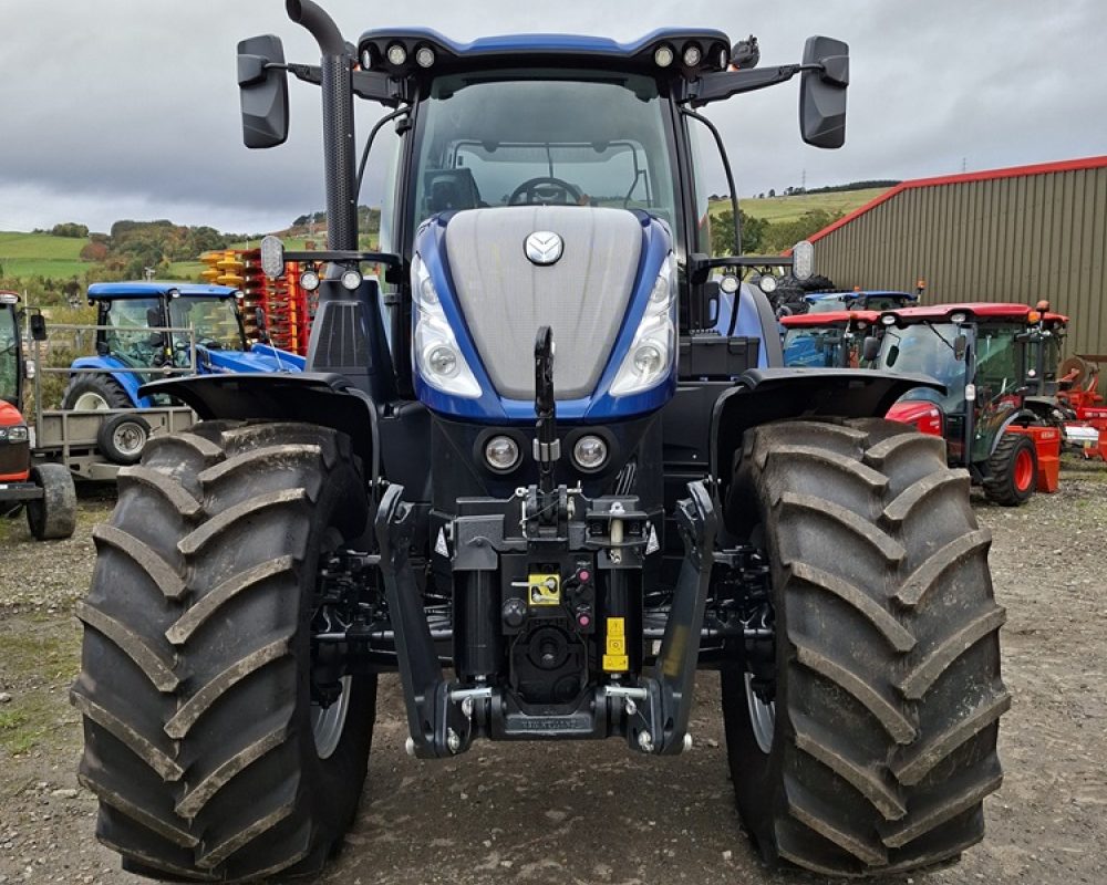 NH TRACTOR T7.270 AC NEW HOLLAND TRACTOR