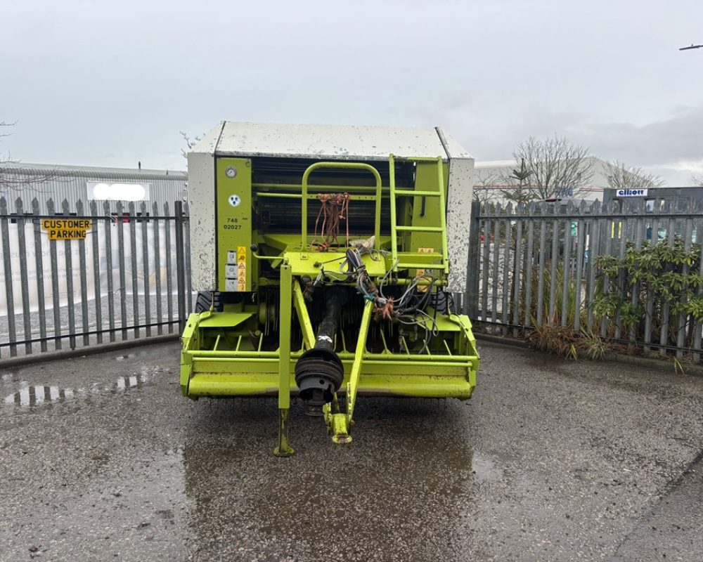 CLAAS 255 ROLLANT CLAAS BALER