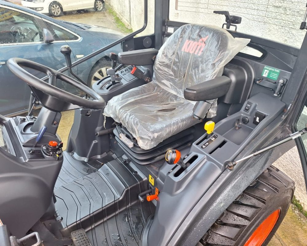 KIOTI CX2510 CH KIOTI TRACTOR