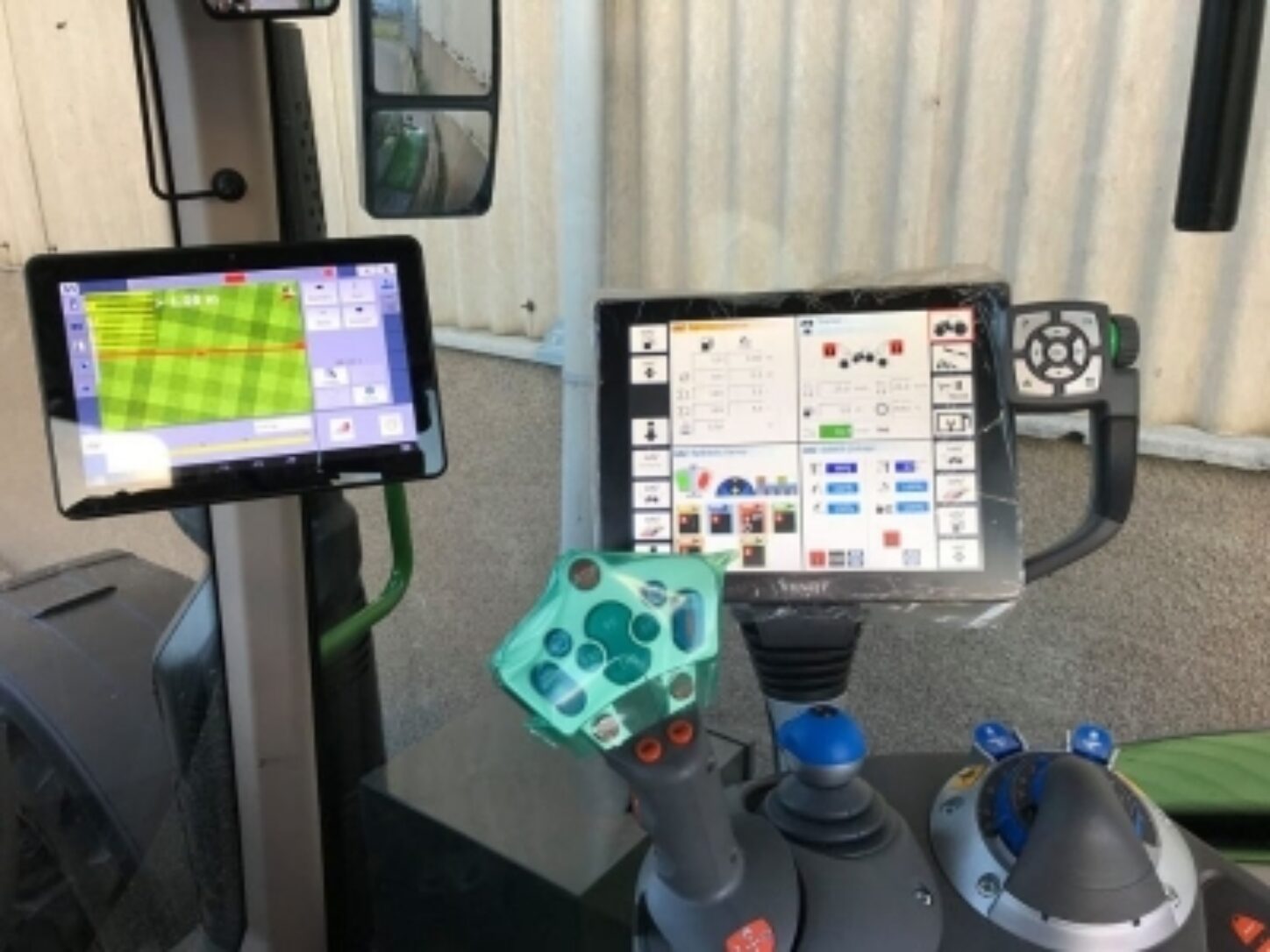 7081cca2f9cd0c06f2cce9e93d01dda9 M